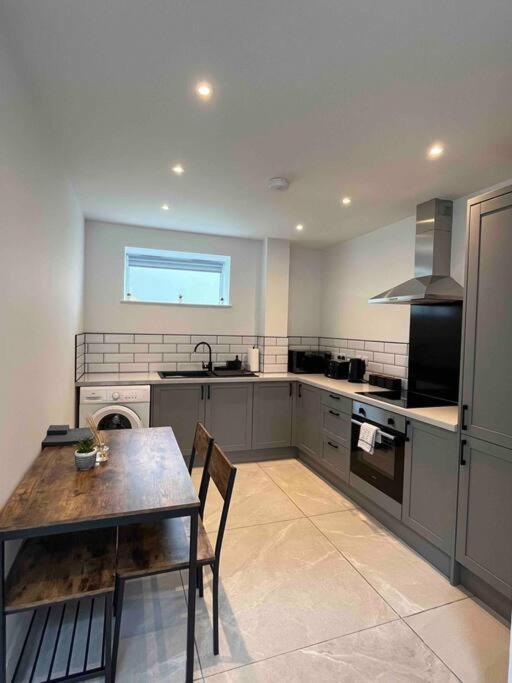 Entire Property In Downham Market, Serviced Accomodationアパートメント エクステリア 写真