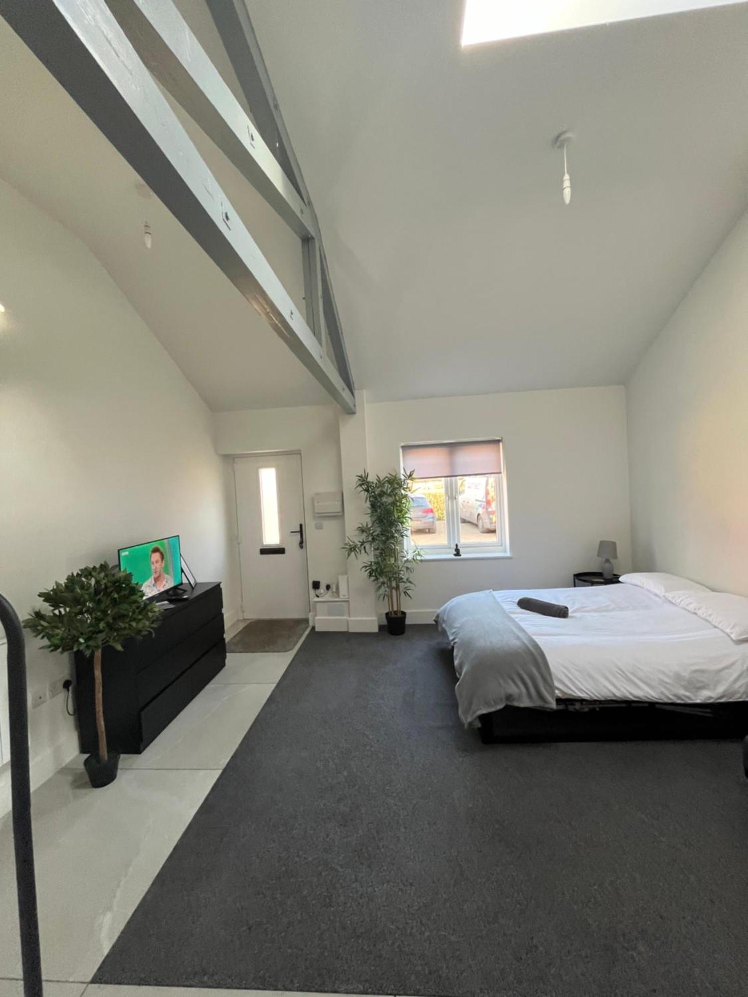 Entire Property In Downham Market, Serviced Accomodationアパートメント エクステリア 写真