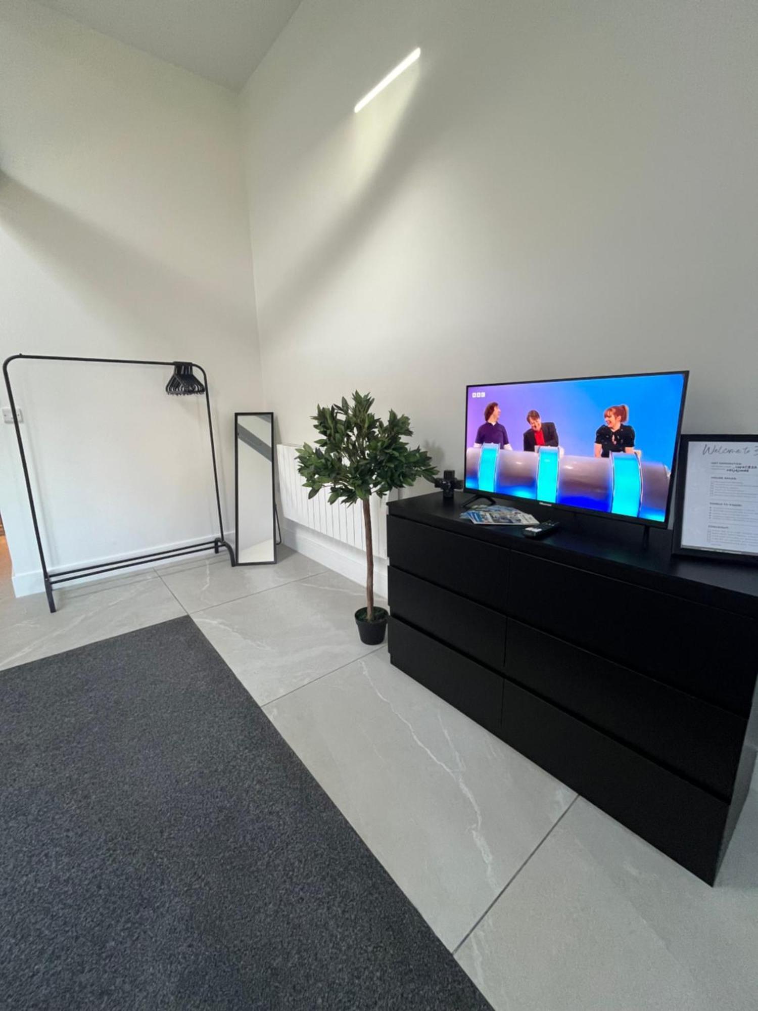 Entire Property In Downham Market, Serviced Accomodationアパートメント エクステリア 写真